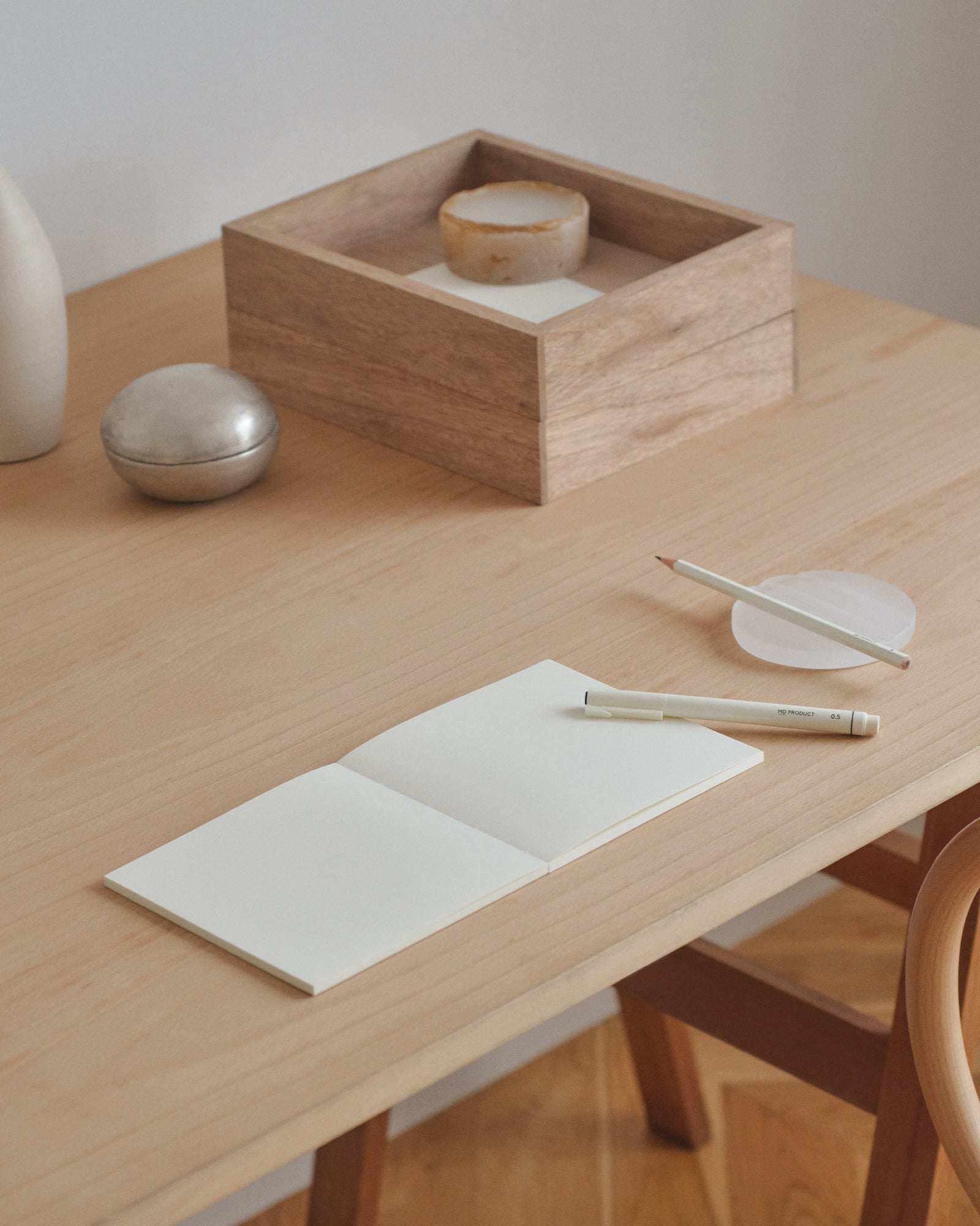 MD PRODUCT Desk Interior