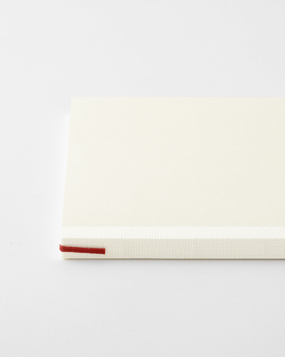 MDノート［A4変形判］無罫／MD Notebook A4 Variant Blank