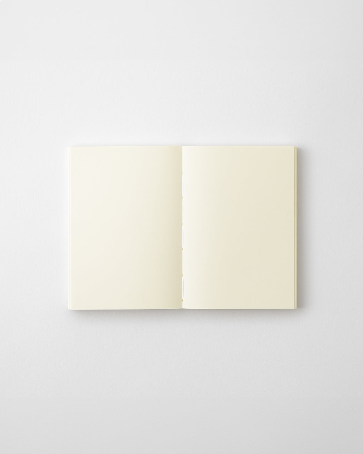 MIDORI MD Notebook (A7, Blank)