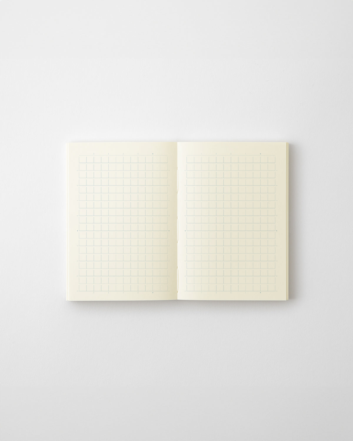 MIDORI MD Notebook (A7, Grid)