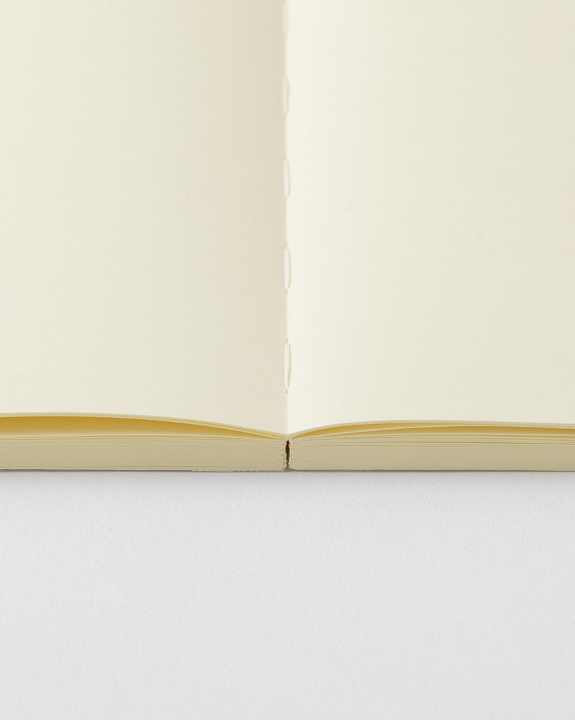 Midori MD Notebook (A5, Blank)