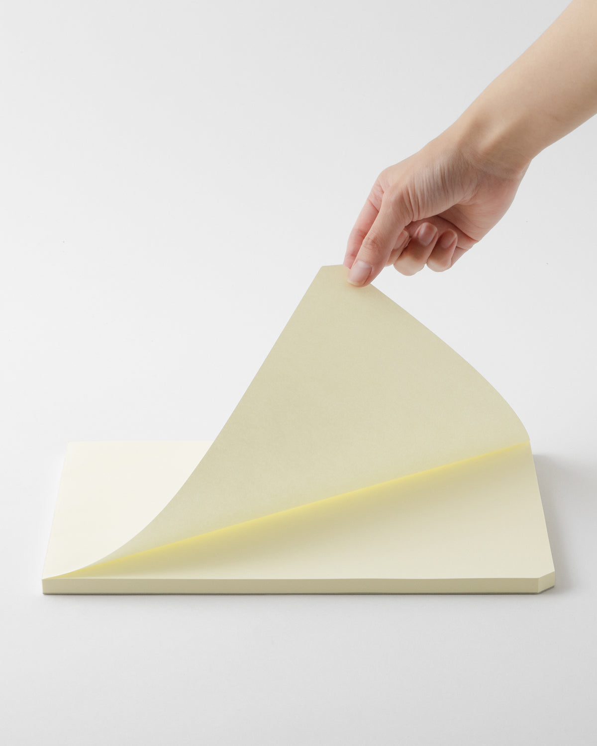 MDペーパーパッド A4 無罫／MD Paper Pad A4 Blank